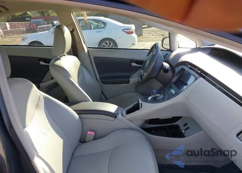 2011 Toyota Prius Five z USA, uszkodzony, nr VIN JTDKN3DU0B1409511